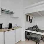 Cosy Apartment In Batignolles Guy Mocquet