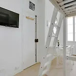 Cosy Apartment In Batignolles Guy Mocquet