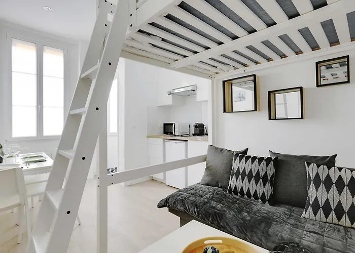 Cosy Apartment In Batignolles Guy Mocquet