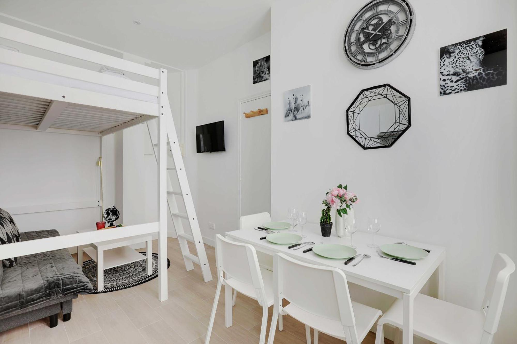 Cosy Apartment In Batignolles Guy Mocquet Apartment