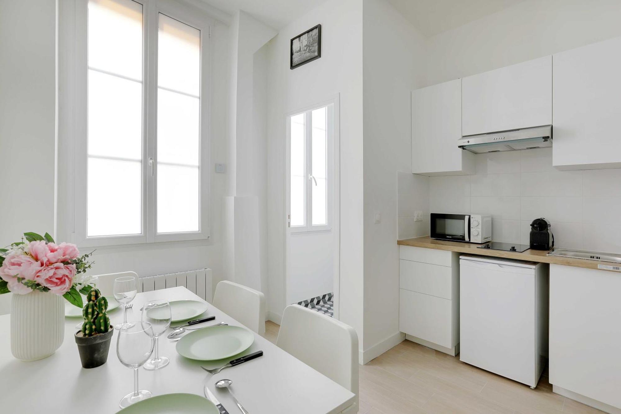 Cosy Apartment In Batignolles Guy Mocquet Apartment *